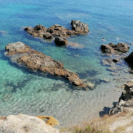 Coin De Paradis Vue Dominante Sur Mer, Montagne Et Tour Génoise Avec Jacuzzi