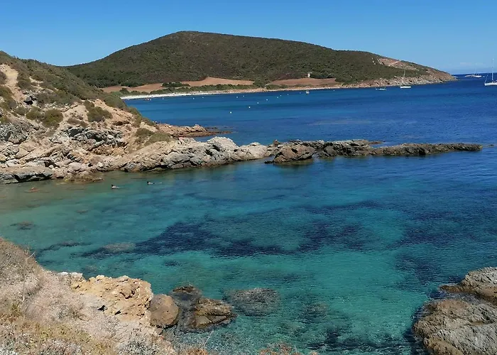 Coin De Paradis Vue Dominante Sur Mer, Montagne Et Tour Génoise Avec Jacuzzi Pino